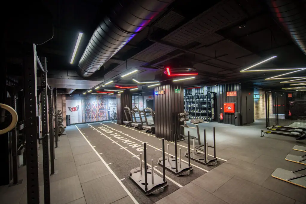Zona Hybrid training del gimnasio On Air Fitness Madrid- Delicias.